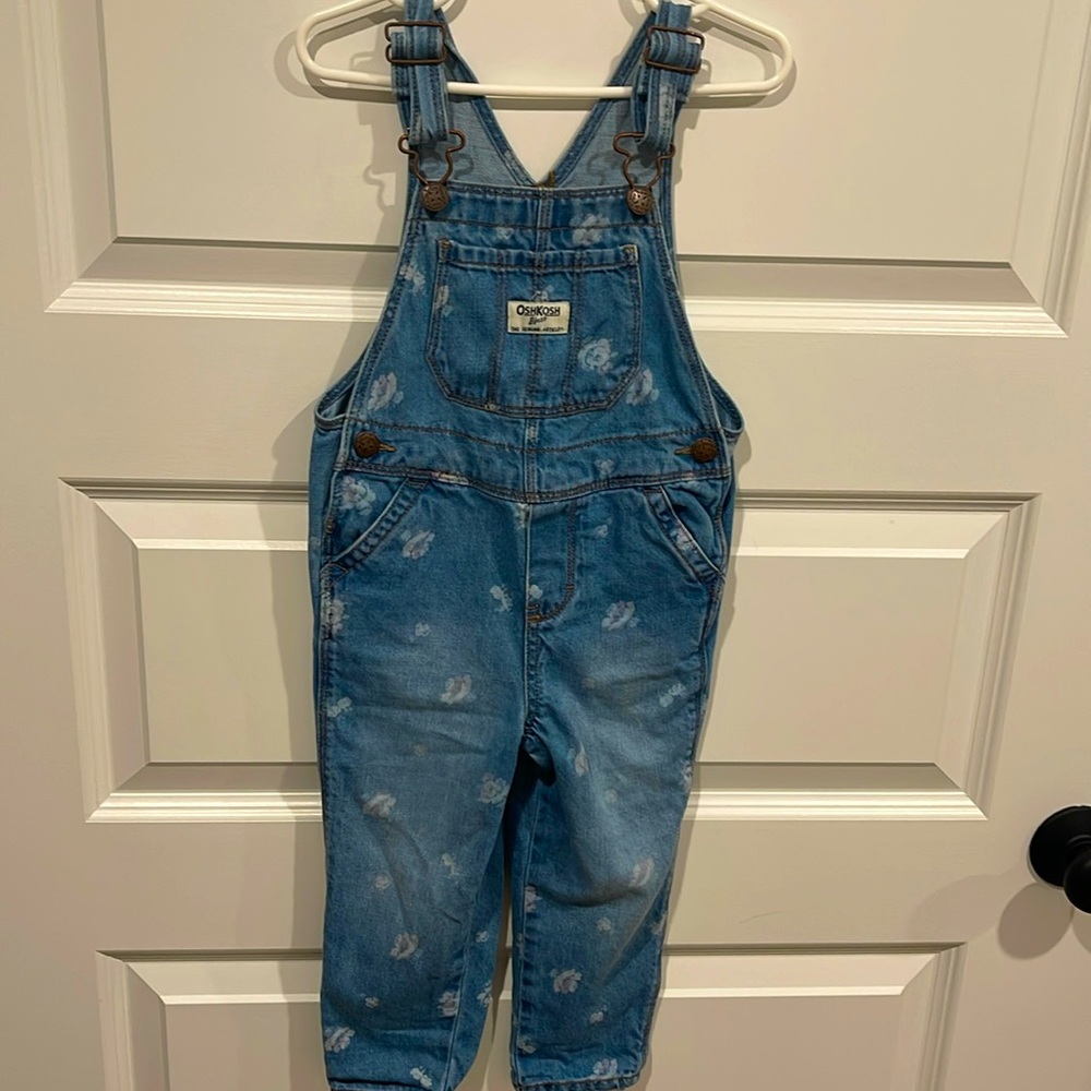 Oshkosh Bgosh overalls 3T